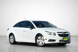 Chevrolet Cruze 2012 LS 4dr Sedan