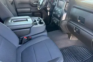 Chevrolet Silverado 2500HD 2022 4x2 Custom 4dr Crew Cab SB