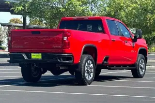 Chevrolet Silverado 2500HD 2022 4x2 Custom 4dr Crew Cab SB