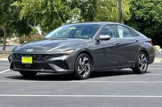 Hyundai ELANTRA Hybrid 2025 Limited 4dr Sedan