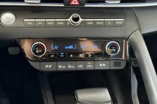 Hyundai ELANTRA Hybrid 2025 Limited 4dr Sedan
