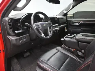 Chevrolet Silverado 1500 2024 4x2 LT 4dr Crew Cab 5.8 ft. SB