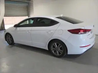 Hyundai ELANTRA 2017 SE 4dr Sedan 6M (US)