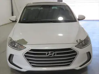 Hyundai ELANTRA 2017 SE 4dr Sedan 6M (US)