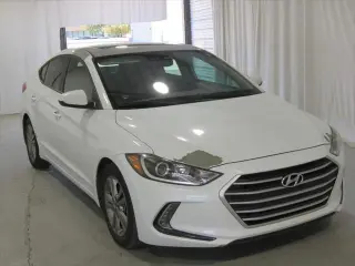 Hyundai ELANTRA 2017 SE 4dr Sedan 6M (US)