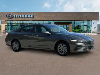 Hyundai ELANTRA Hybrid 2025 Blue 4dr Sedan