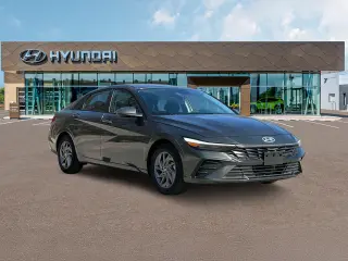 Hyundai ELANTRA Hybrid 2025 Blue 4dr Sedan
