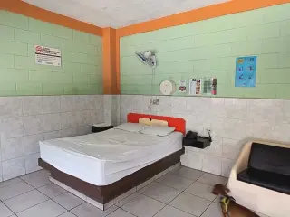 Vendo propiedad y negocio