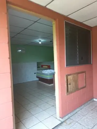 Vendo propiedad y negocio