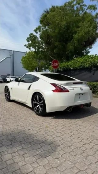 Nissan 370Z Sport Touring