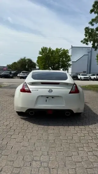 Nissan 370Z Sport Touring