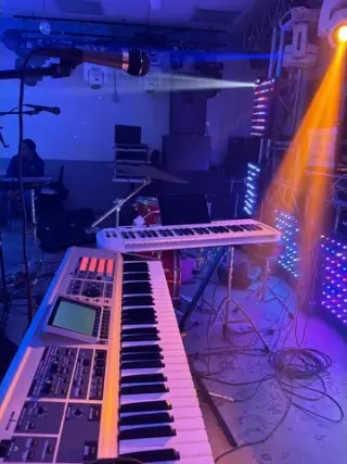 MUSICA VERSATIL LOS MARCAMS