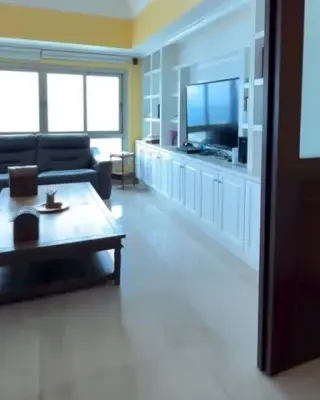 Viva como un Rey, Vista al mar