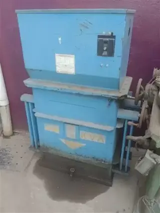 Transformador de pedestal 150