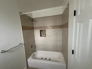cuarto privado y baño, downey