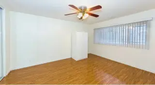 2 bedroom Apt  in Koreatown