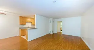 2 bedroom Apt  in Koreatown