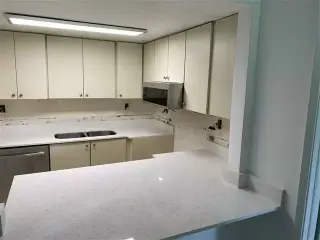 Stone kitchen countertops