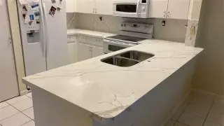 Stone kitchen countertops