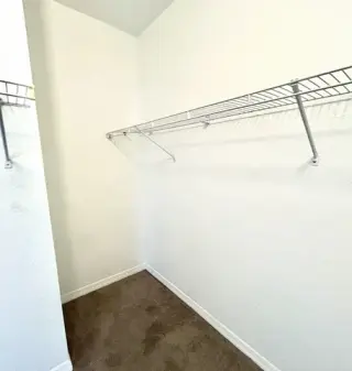 3 dormitorios y 2.5 baños. Exc