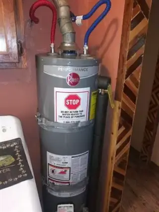 EXCELENTE/PLOMERO 24/7