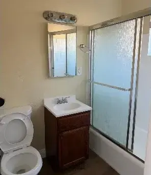 APTOS DE 2/RECÁMARAS  EN RENTA