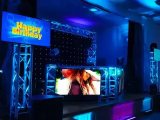 PROFESSIONAL DJ!!