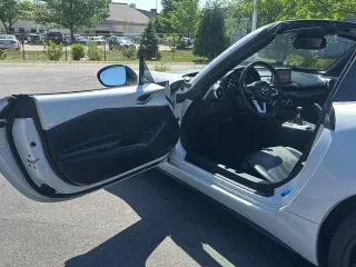 2017  Mazda MX-5 Miata RF Grand Touring