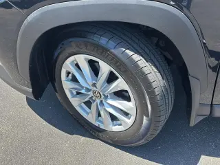 Gold Certified 2024 Toyota Corolla Cross LE