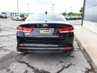 2016 Kia Optima 4dr Sdn LX
