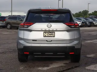 2025 Nissan Rogue FWD SV