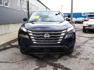2025 Nissan Rogue AWD SV