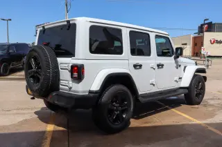 2021 Jeep Wrangler Unlimited Sahara Altitude 4x4