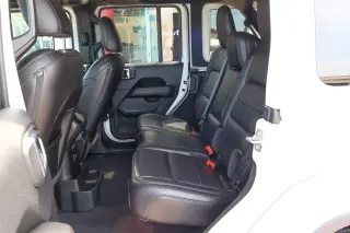 2021 Jeep Wrangler Unlimited Sahara Altitude 4x4