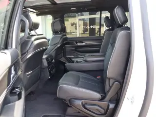 2024 Jeep Grand Wagoneer L Series II 4x4
