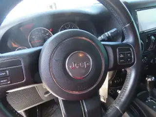 Jeep Wrangler Unlimited 2014 4x4 Sport 4dr SUV