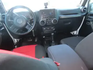 Jeep Wrangler Unlimited 2014 4x4 Sport 4dr SUV