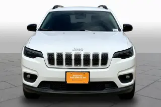 Jeep Cherokee 2022 4x4 Latitude Lux 4dr SUV