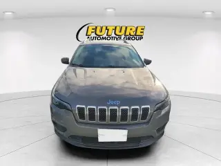 Jeep Cherokee 2021 Latitude Lux 4dr SUV