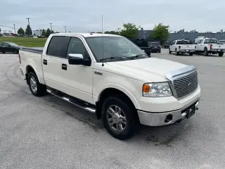 Ford F-150 2007 XLT 4dr SuperCrew 4WD Styleside 5.5 ft. SB