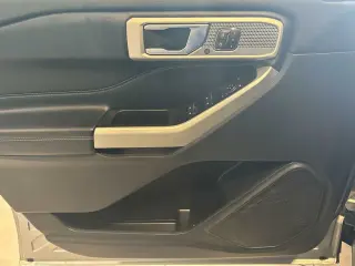 Ford Explorer Hybrid 2021 AWD Limited 4dr SUV