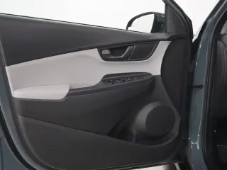 Hyundai KONA 2022 AWD SE 4dr Crossover