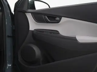 Hyundai KONA 2022 AWD SE 4dr Crossover