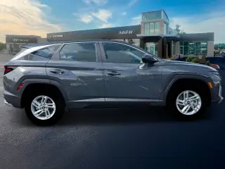 Hyundai TUCSON 2025 AWD SE 4dr SUV