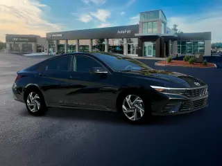 Hyundai ELANTRA 2025 SEL Sport 4dr Sedan