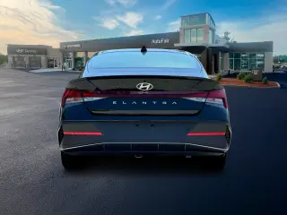 Hyundai ELANTRA 2025 SEL Sport 4dr Sedan