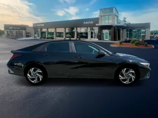 Hyundai ELANTRA 2025 SEL Sport 4dr Sedan