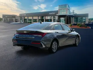 Hyundai ELANTRA Hybrid 2025 Blue 4dr Sedan