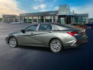Hyundai ELANTRA Hybrid 2025 Blue 4dr Sedan