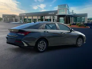 Hyundai ELANTRA Hybrid 2025 Blue 4dr Sedan